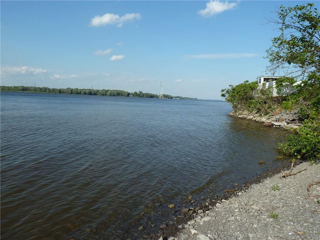 1931 Trans Canada Highway, Ottawa, Ontario K4C 1E7 - Photo 2 - 1164939