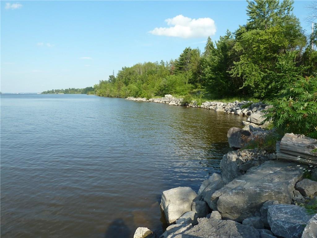 1931 Trans Canada Highway, Ottawa, Ontario K4C 1E7 - Photo 3 - 1164939