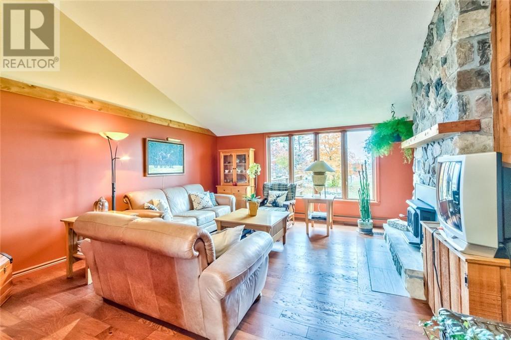 315 Wayside Drive, Perth, Ontario K7H 3C8 - Photo 5 - 1173542