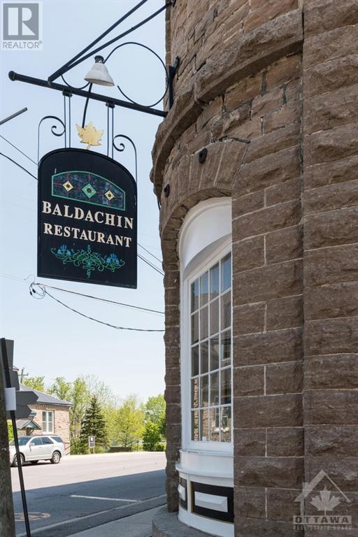 111 St Lawrence St Street, Merrickville, Ontario  K0G 1N0 - Photo 2 - 1206021