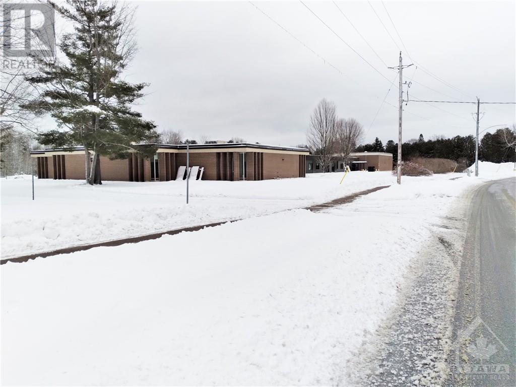 12 Avon Road, Deep River, Ontario  K0J 1P0 - Photo 11 - 1223807