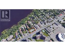 3077 CARLING AVENUE, ottawa, Ontario