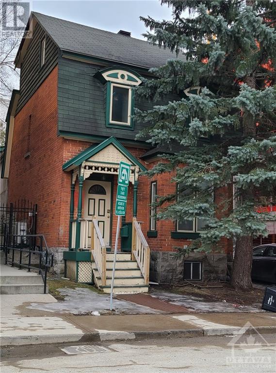 256 Besserer Street, Ottawa, Ontario K1N 6B3 - Photo 2 - 1232423