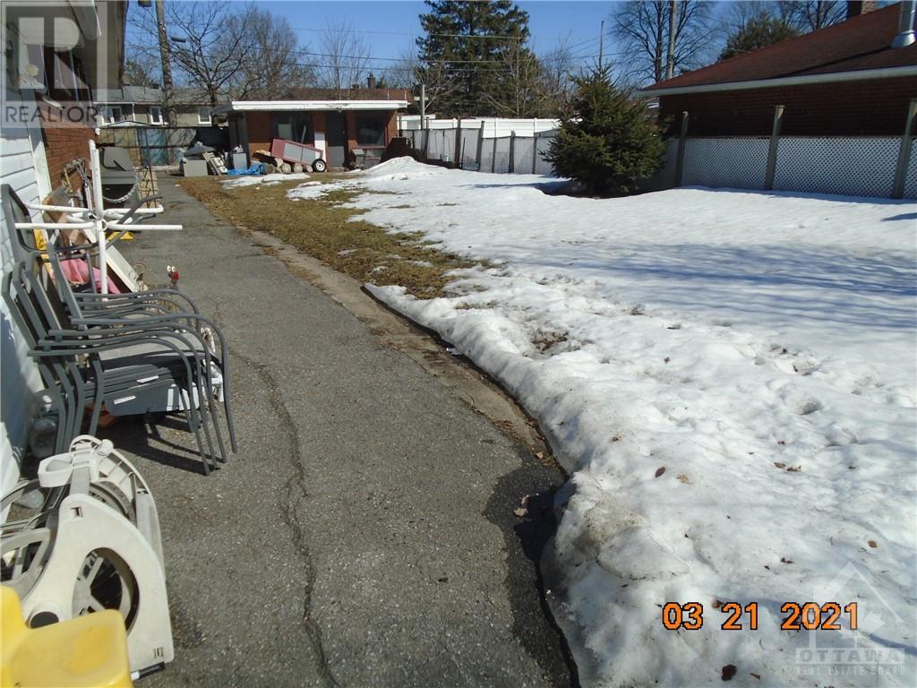 680 Paul Avenue, Ottawa, Ontario K1K 0X9 - Photo 3 - 1232777