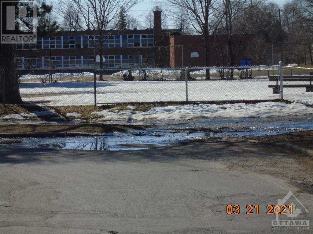 680 Paul Avenue, Ottawa, Ontario K1K 0X9 - Photo 9 - 1232777