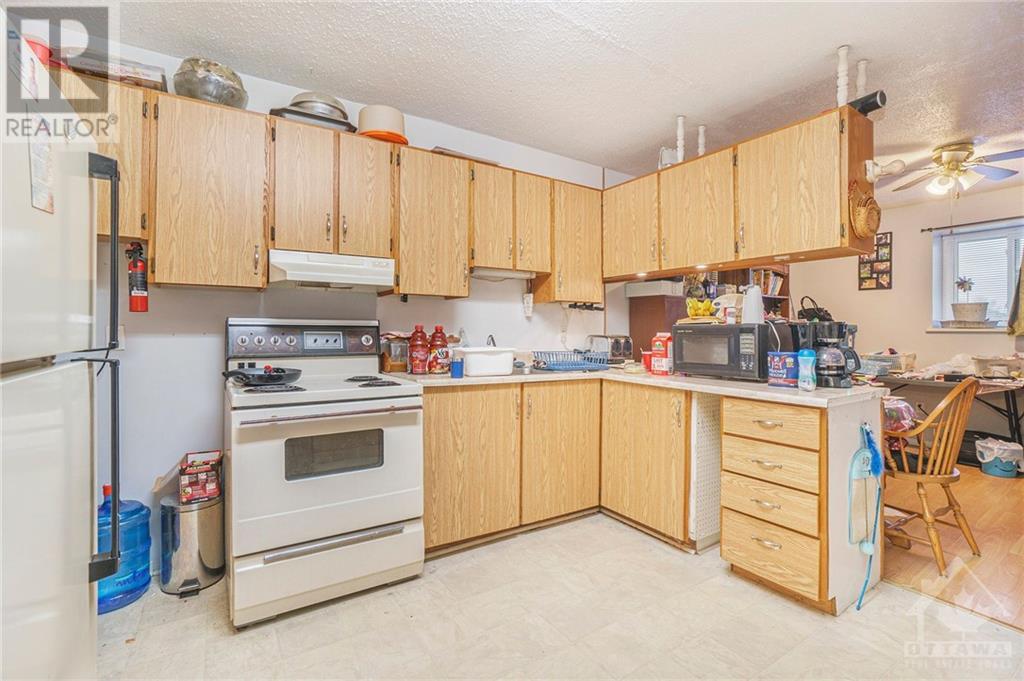 160 Mackay Street, Pembroke, Ontario K8A 1C1 - Photo 4 - 1233277