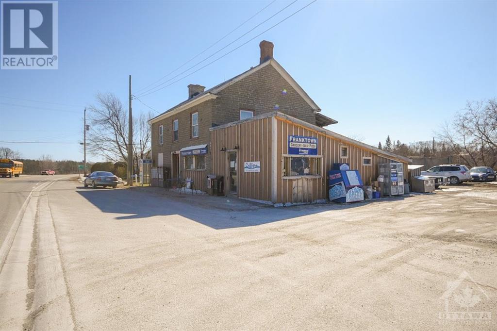 9645 HIGHWAY 15 HIGHWAY, smiths falls, Ontario