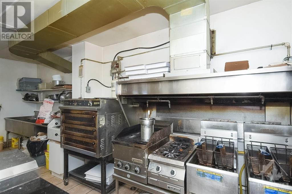 9645 Highway 15 Highway, Smiths Falls, Ontario K7A 4S7 - Photo 7 - 1232416