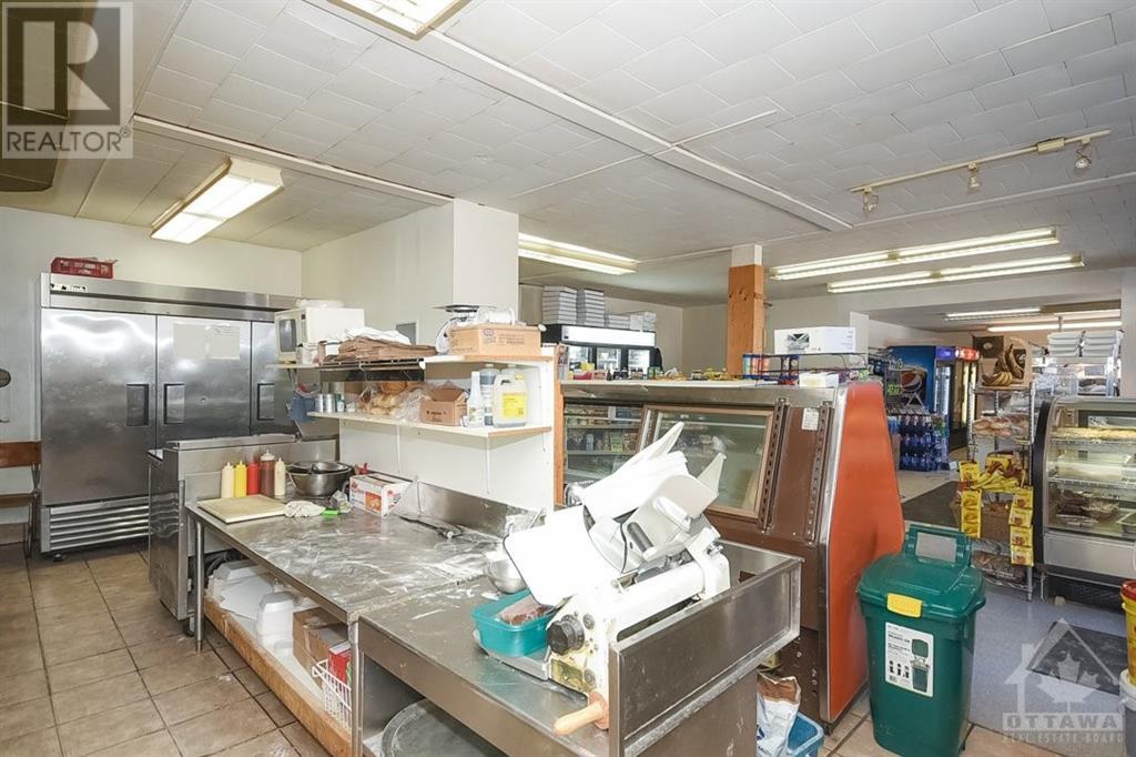 9645 Highway 15 Highway, Smiths Falls, Ontario K7A 4S7 - Photo 8 - 1232416