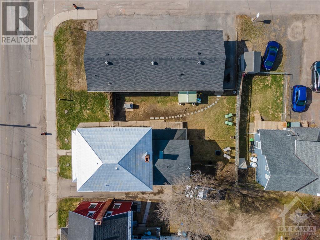 245 STEWART STREET, renfrew, Ontario