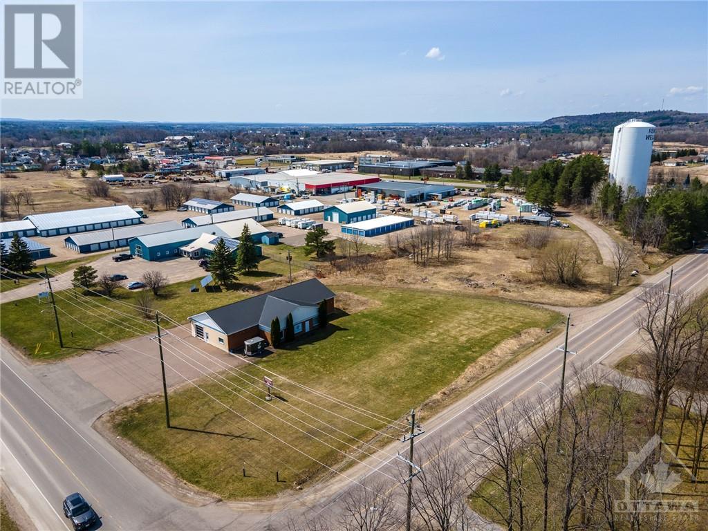 640 Barnet Boulevard, Renfrew, Ontario  K7V 0A8 - Photo 1 - 1235872