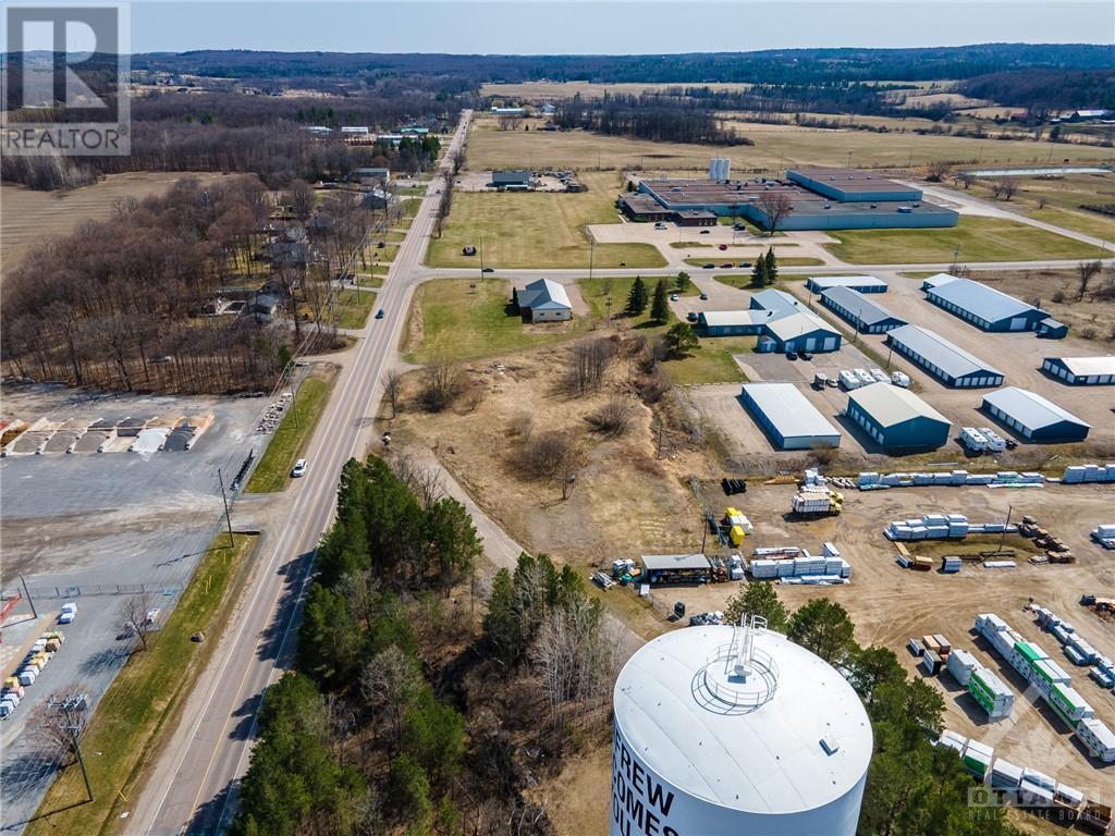 640 Barnet Boulevard, Renfrew, Ontario  K7V 0A8 - Photo 2 - 1235872