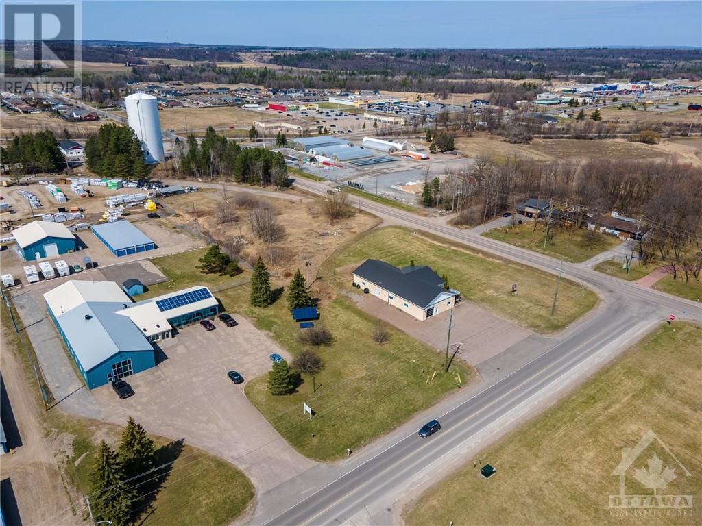 640 Barnet Boulevard, Renfrew, Ontario  K7V 0A8 - Photo 3 - 1235872