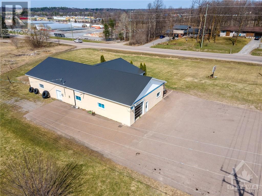 640 Barnet Boulevard, Renfrew, Ontario  K7V 0A8 - Photo 7 - 1235872
