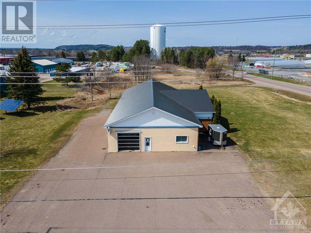 640 Barnet Boulevard, Renfrew, Ontario  K7V 0A8 - Photo 8 - 1235872