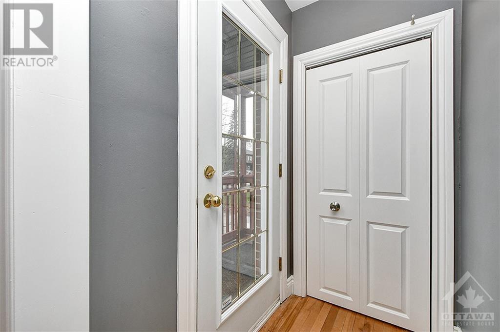 36 Rossland Avenue, Ottawa, Ontario K2G 2K4 - Photo 2 - 1236544