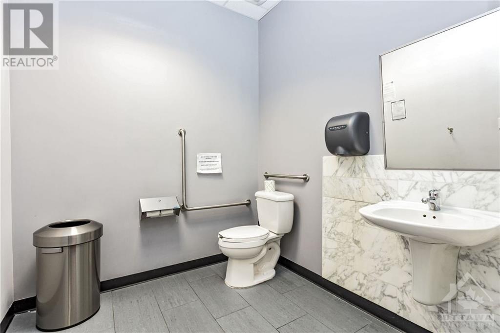 2310 St Laurent Boulevard Unit#105-106, Ottawa, Ontario K1G 5H9 - Photo 9 - 1237097