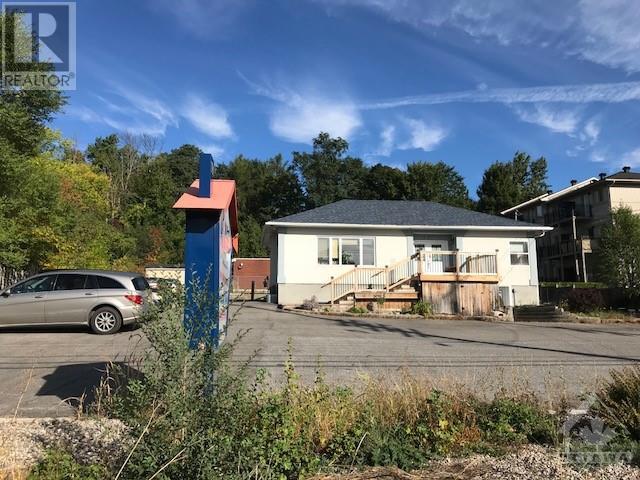 789 Montreal Road, Ottawa, Ontario K1K 0S9 - Photo 2 - 1237313