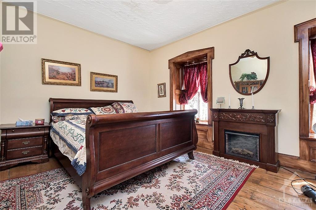 9 Bridge Street, Oxford Mills, Ontario K0G 1S0 - Photo 23 - 1238236