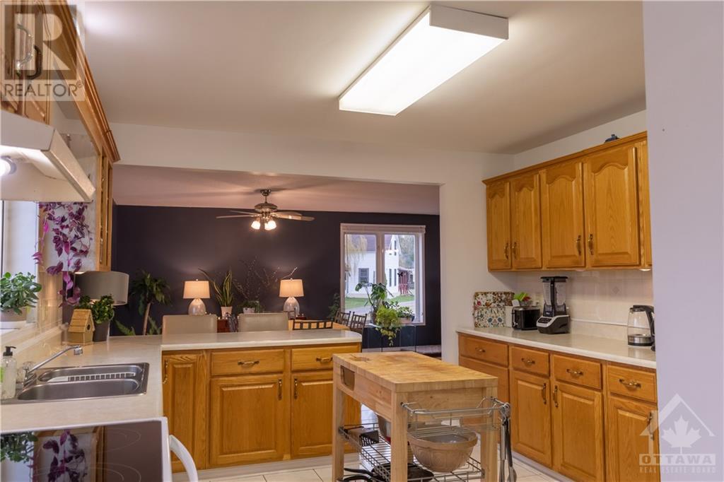 935 Constant Lake Road, Eganville, Ontario K0J 1T0 - Photo 6 - 1240721
