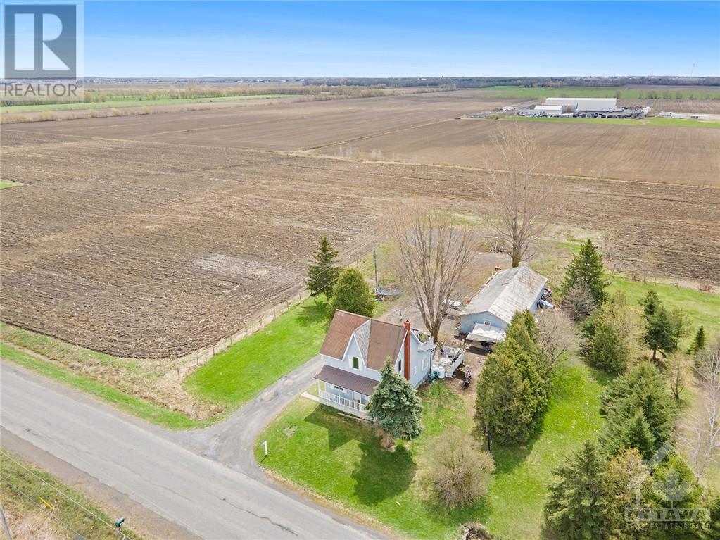 2217 700 Route, St Albert, Ontario K0A 1R0 - Photo 3 - 1240476