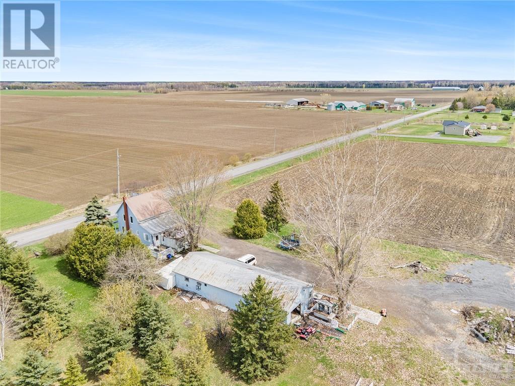 2217 700 Route, St Albert, Ontario K0A 1R0 - Photo 4 - 1240476