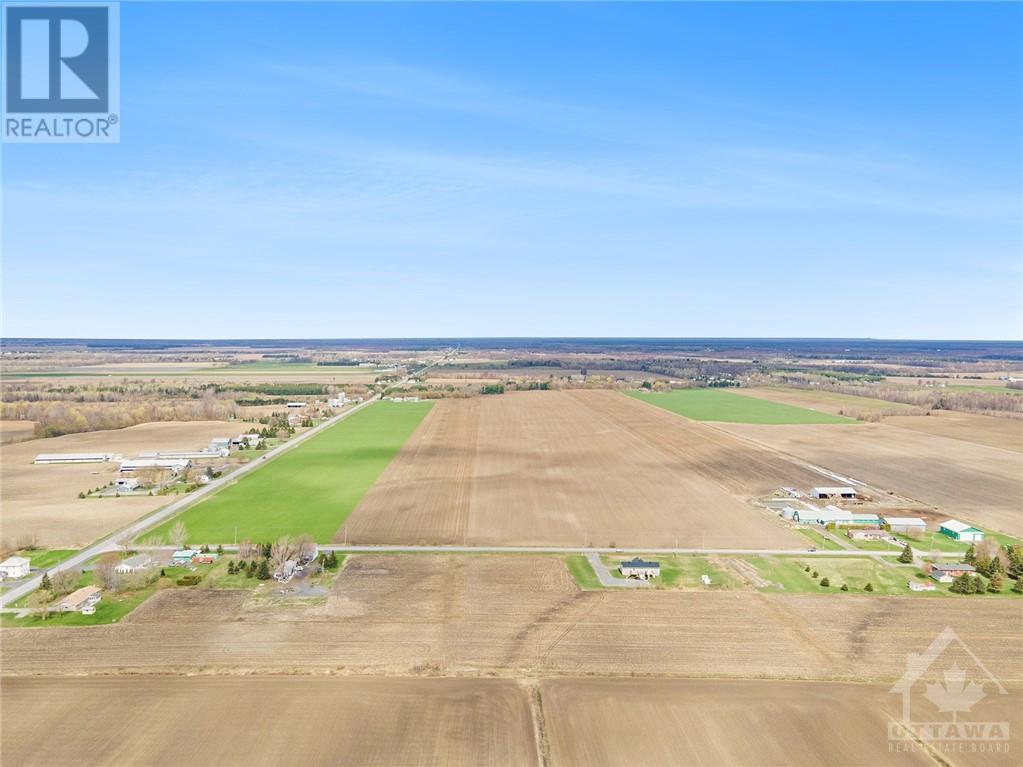 2217 700 Route, St Albert, Ontario K0A 1R0 - Photo 9 - 1240476