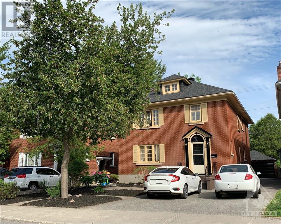 359 FIFTH AVENUE, ottawa, Ontario