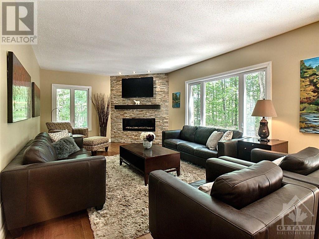 53 Settlers Way, Kemptville, Ontario  K0G 1J0 - Photo 3 - 1244234