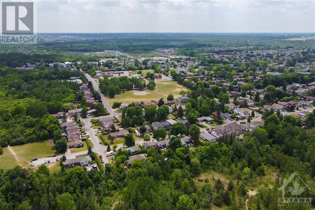 1716 St Barbara Street, Ottawa, Ontario  K1T 1M2 - Photo 3 - 1245871