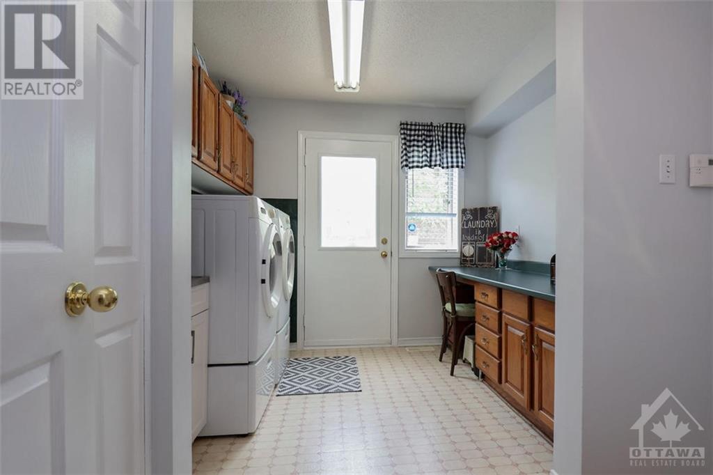 1716 St Barbara Street, Ottawa, Ontario  K1T 1M2 - Photo 9 - 1245871