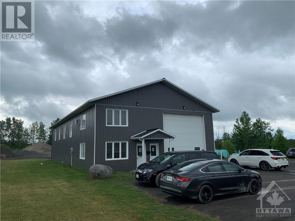 6155 County Rd 17 Road, Plantagenet, Ontario  K0B 1L0 - Photo 1 - 1246135