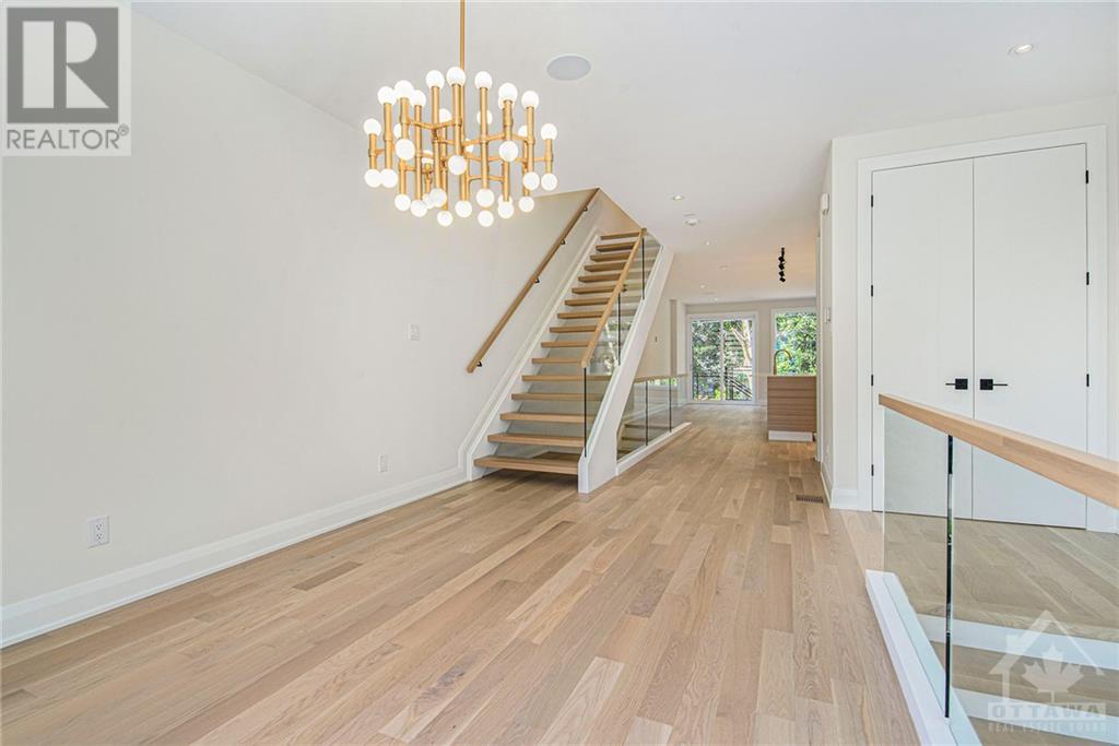 566 Edison Avenue, Ottawa, Ontario  K2A 1V4 - Photo 3 - 1246324