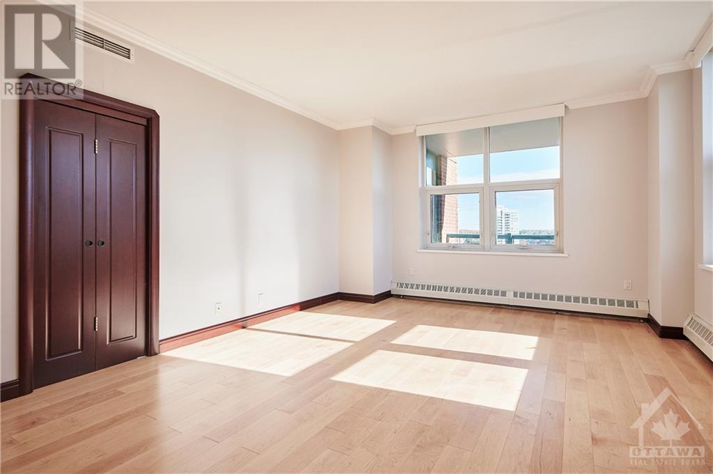 131 Wurtemburg Street Unit#802, Ottawa, Ontario  K1N 1J2 - Photo 13 - 1246220