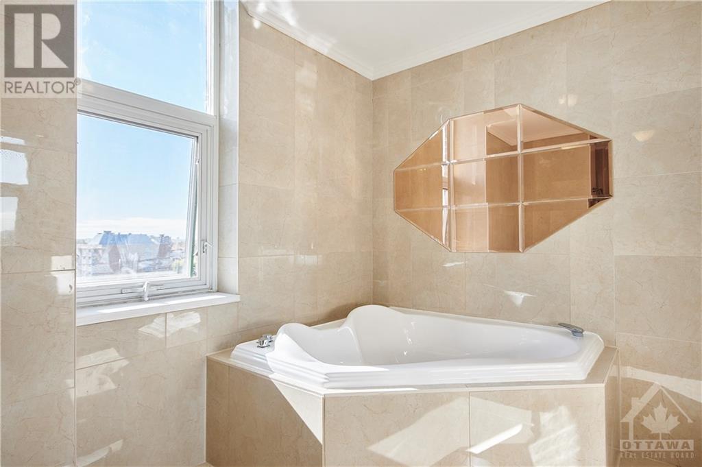 131 Wurtemburg Street Unit#802, Ottawa, Ontario  K1N 1J2 - Photo 17 - 1246220