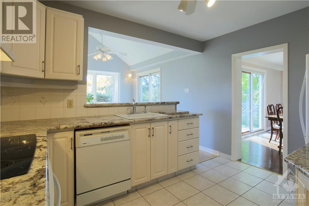 98 Cote-Des-Neiges Road, Ottawa, Ontario  K2G 2E1 - Photo 11 - 1246456
