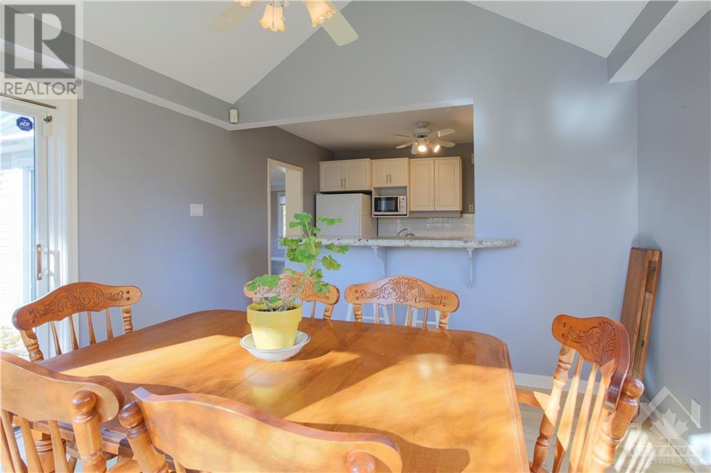98 Cote-Des-Neiges Road, Ottawa, Ontario  K2G 2E1 - Photo 14 - 1246456