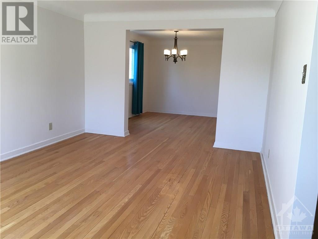 813 Broadview Avenue, Ottawa, Ontario  K2A 2M4 - Photo 3 - 1246062