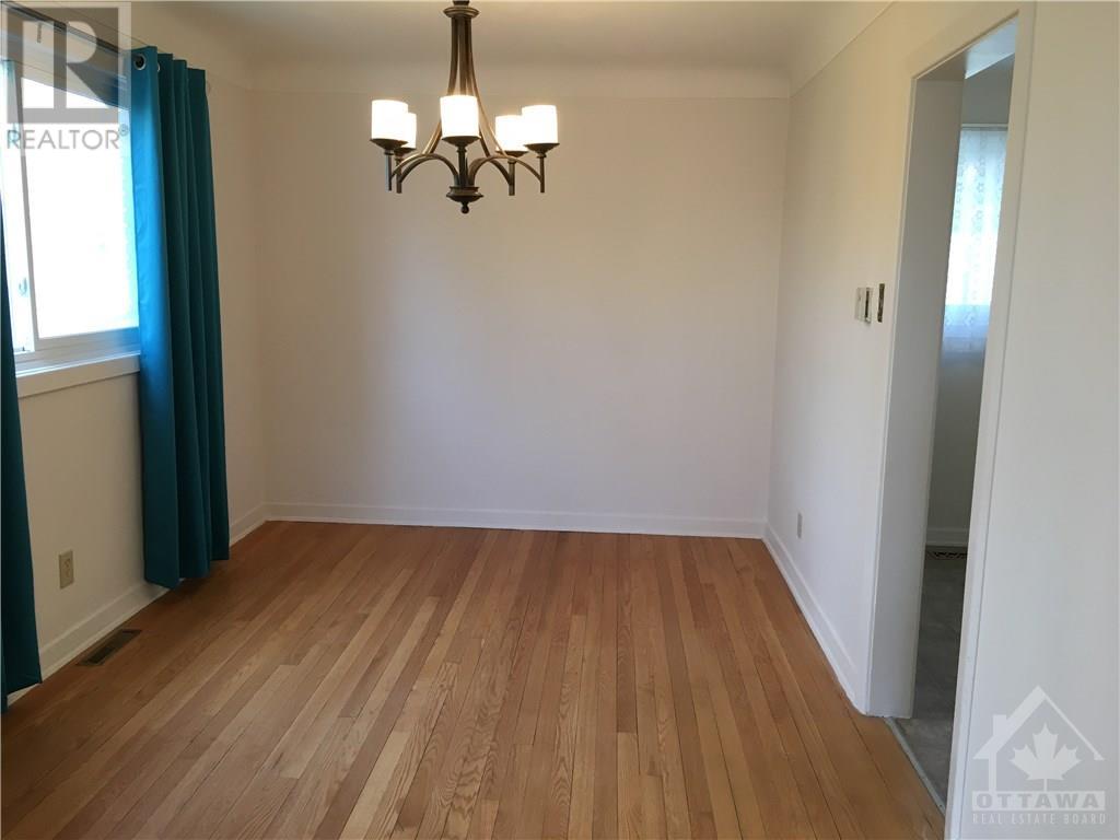 813 Broadview Avenue, Ottawa, Ontario  K2A 2M4 - Photo 5 - 1246062