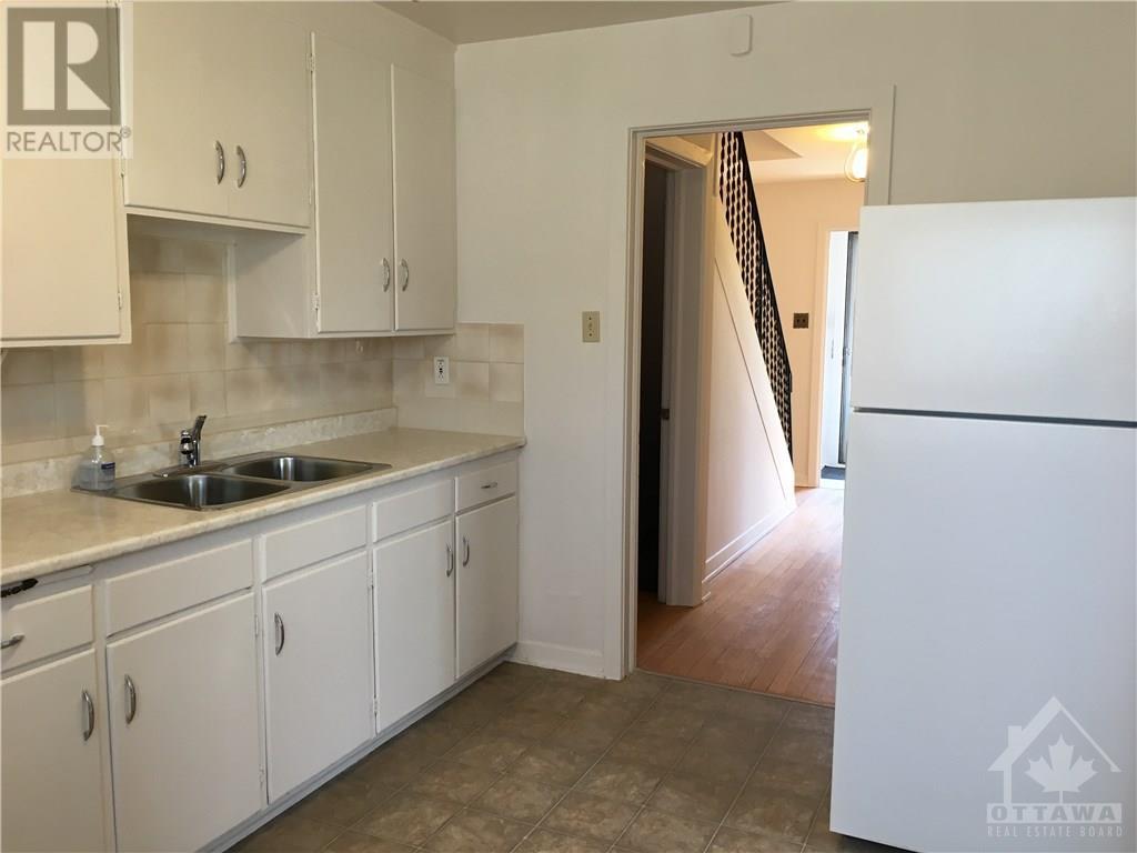 813 Broadview Avenue, Ottawa, Ontario  K2A 2M4 - Photo 9 - 1246062