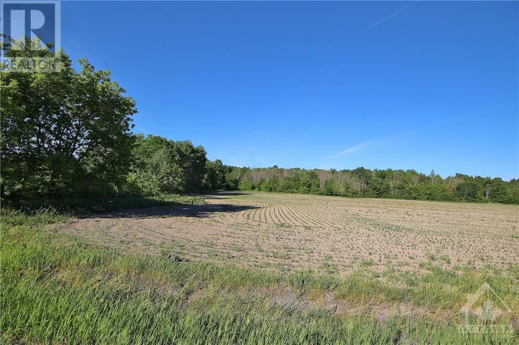 2385 Emmett Road, Cumberland, Ontario  K4C 1S1 - Photo 6 - 1246589