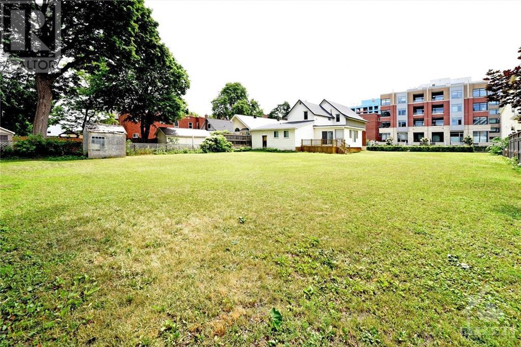 67 Springhurst Avenue, Ottawa, Ontario  K1S 0E2 - Photo 2 - 1247093