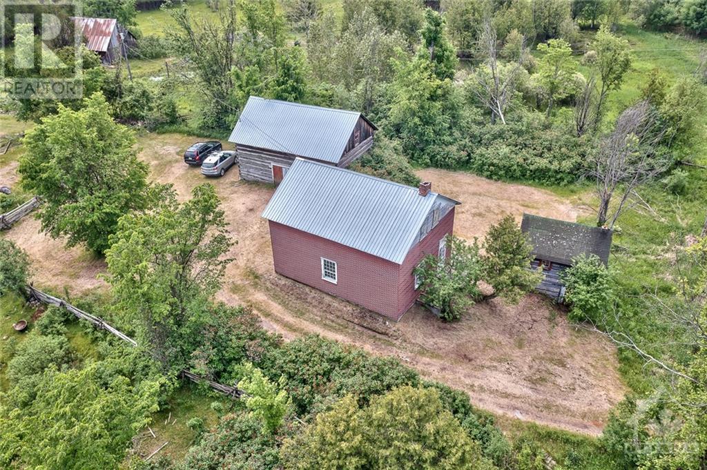 405 Galbraith Road, Clayton, Ontario  K0A 1P0 - Photo 2 - 1246239