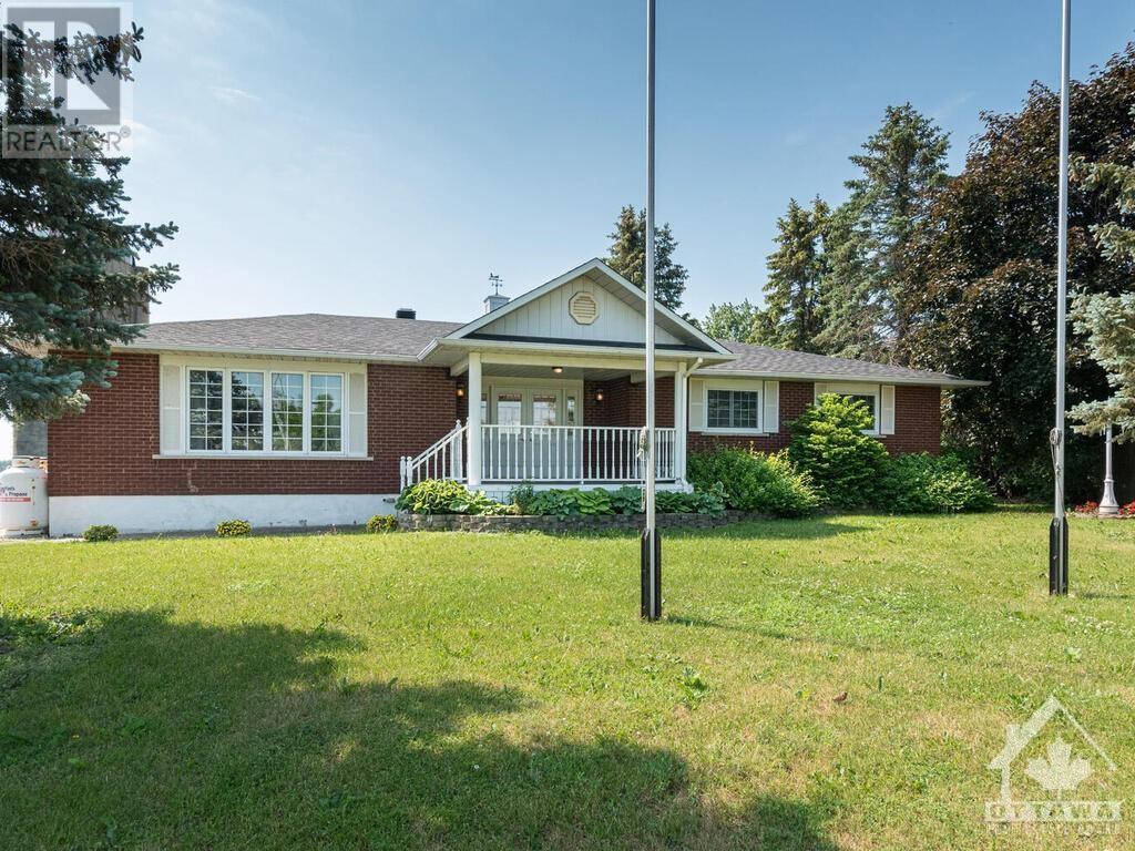 11686 COUNTY RD 43 ROAD, mountain, Ontario