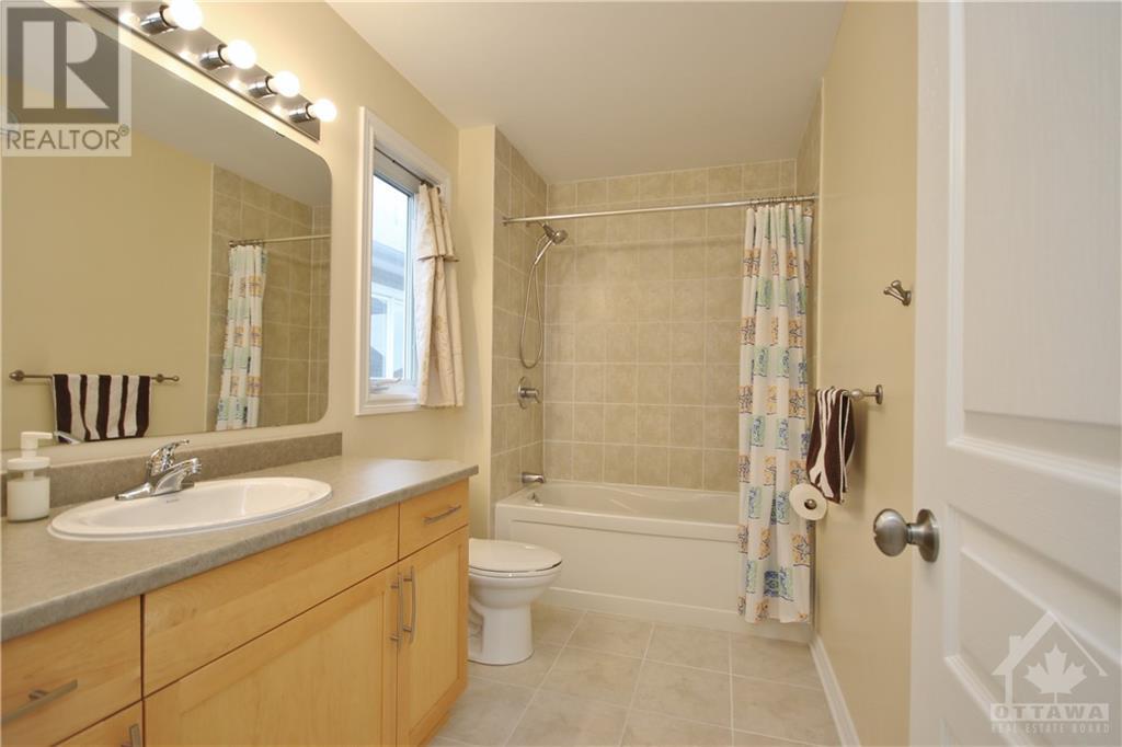 311 Laughlin Circle, Kanata, Ontario  K2T 0E1 - Photo 10 - 1247526