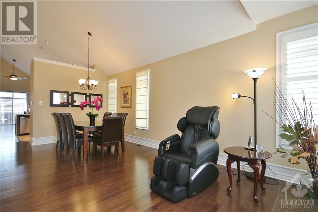 311 Laughlin Circle, Kanata, Ontario  K2T 0E1 - Photo 2 - 1247526
