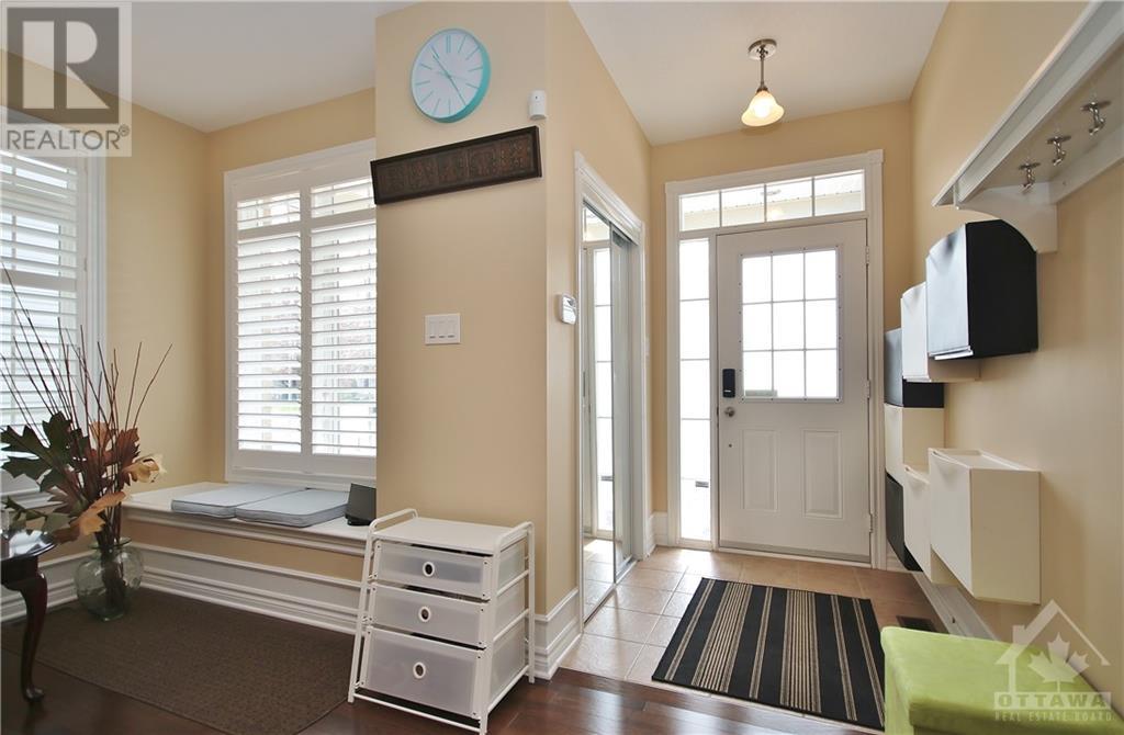 311 Laughlin Circle, Kanata, Ontario  K2T 0E1 - Photo 4 - 1247526