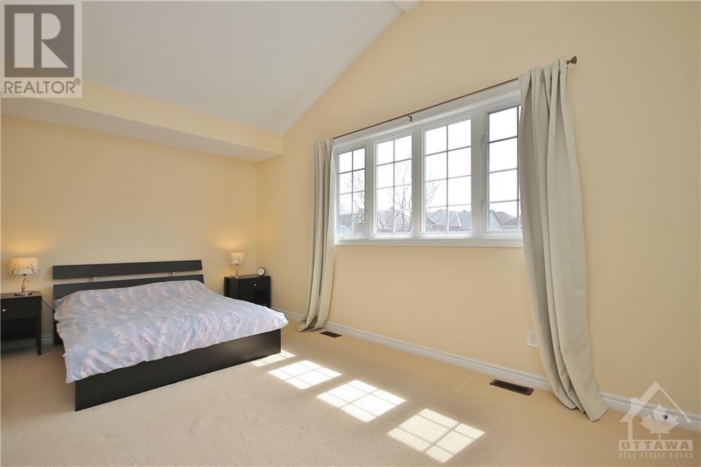 311 Laughlin Circle, Kanata, Ontario  K2T 0E1 - Photo 9 - 1247526