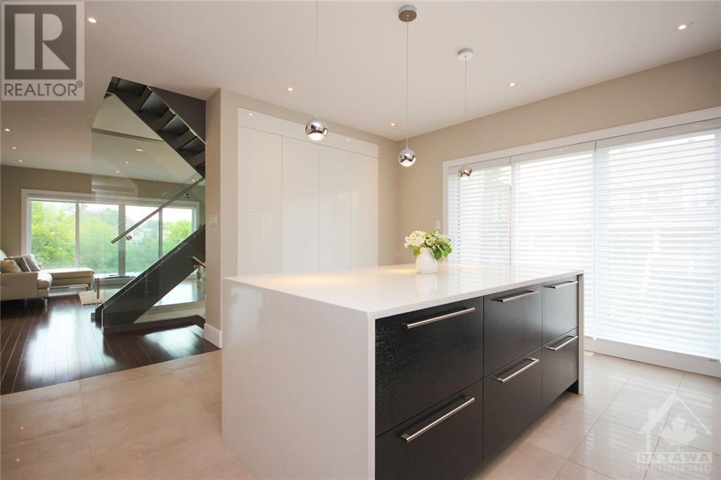 350 Berkley Avenue, Ottawa, Ontario  K2A 2G7 - Photo 13 - 1246201