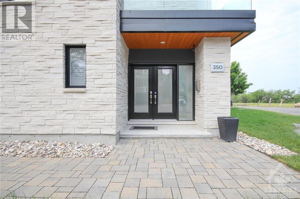 350 Berkley Avenue, Ottawa, Ontario  K2A 2G7 - Photo 4 - 1246201